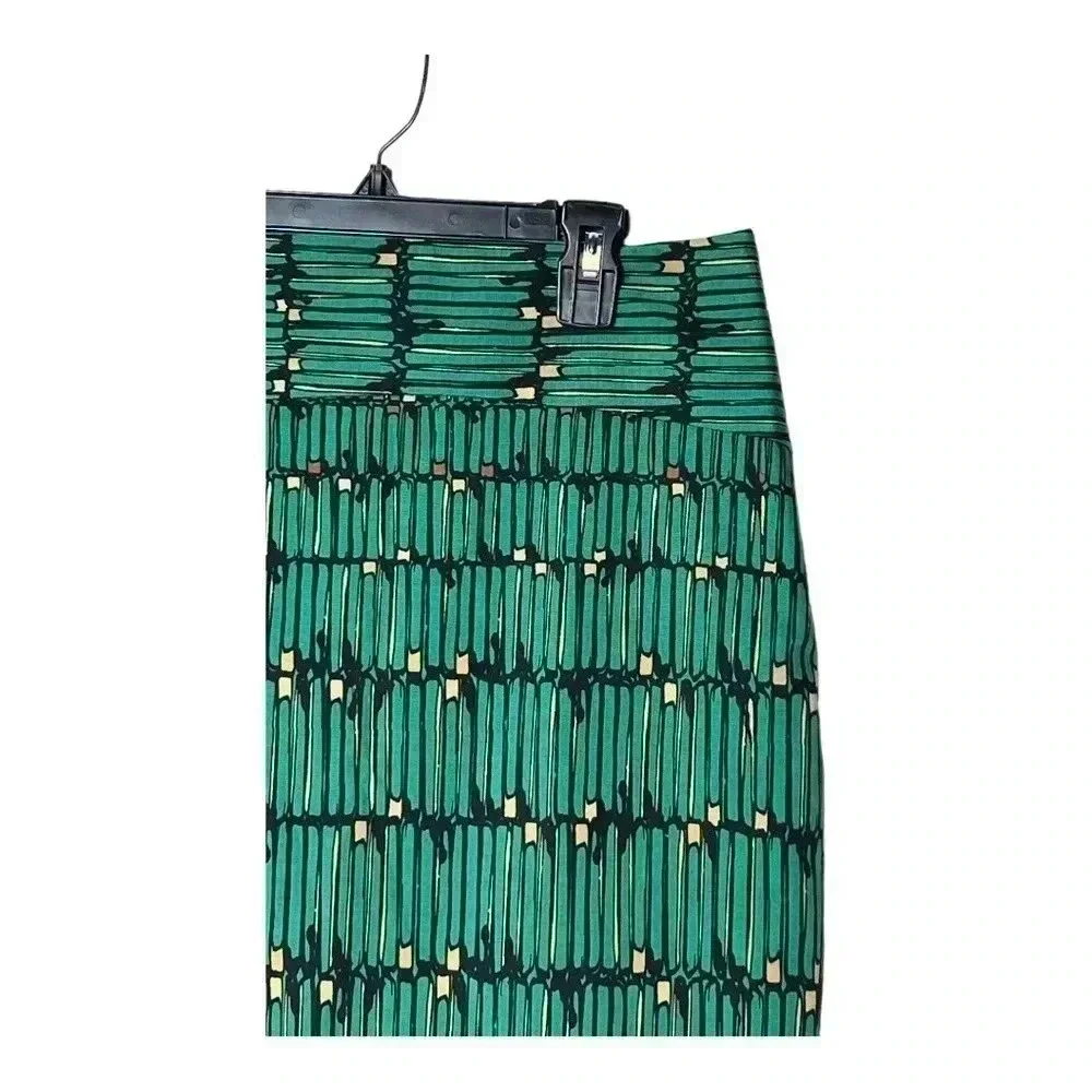 1357. THE LIMITED TWILL KNEE LENGTH SKIRT‎ GREEN/BROWN/TAN IN COLORS SIZE 2